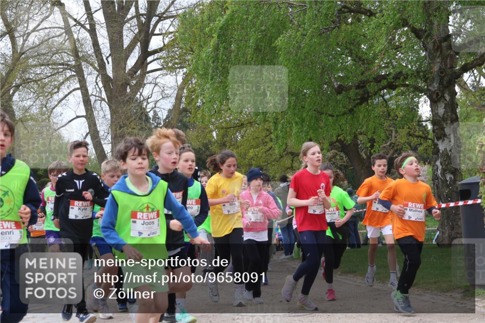 25.04.2026 - Das Zehntel Zöllner http://msf.ph/oto/9658091 25.04.2026 11:42:56 Laufen 2006, 11990 meine-sportfotos.de