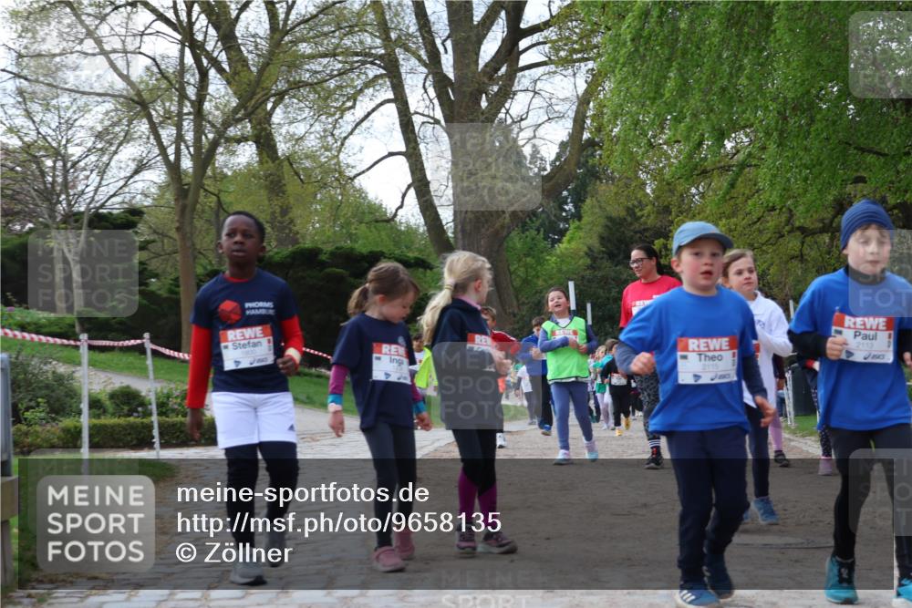 25.04.2026 - Das Zehntel Zöllner http://msf.ph/oto/9658135 25.04.2026 07:48:21 Laufen 2115, 2113 meine-sportfotos.de