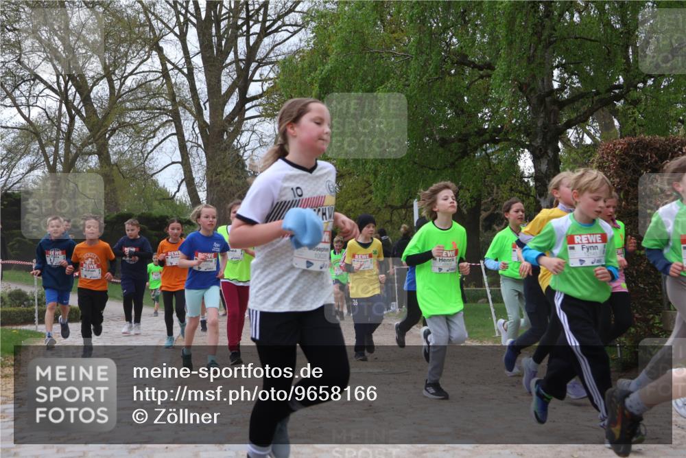 25.04.2026 - Das Zehntel Zöllner http://msf.ph/oto/9658166 25.04.2026 11:42:58 Laufen 10, 12145, 10026, 26 meine-sportfotos.de