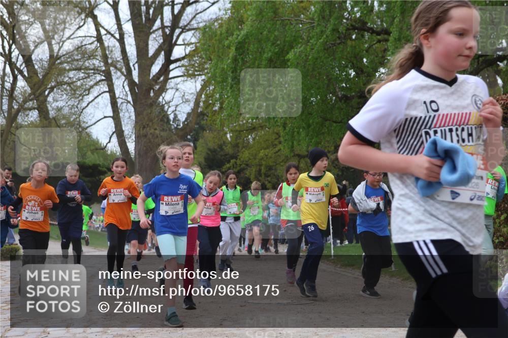 25.04.2026 - Das Zehntel Zöllner http://msf.ph/oto/9658175 25.04.2026 11:42:58 Laufen 26, 10 meine-sportfotos.de