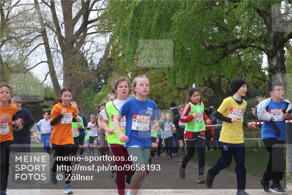 25.04.2026 - Das Zehntel Zöllner http://msf.ph/oto/9658193 25.04.2026 11:42:59 Laufen 0582, 45, 10485, 10369, 26 meine-sportfotos.de