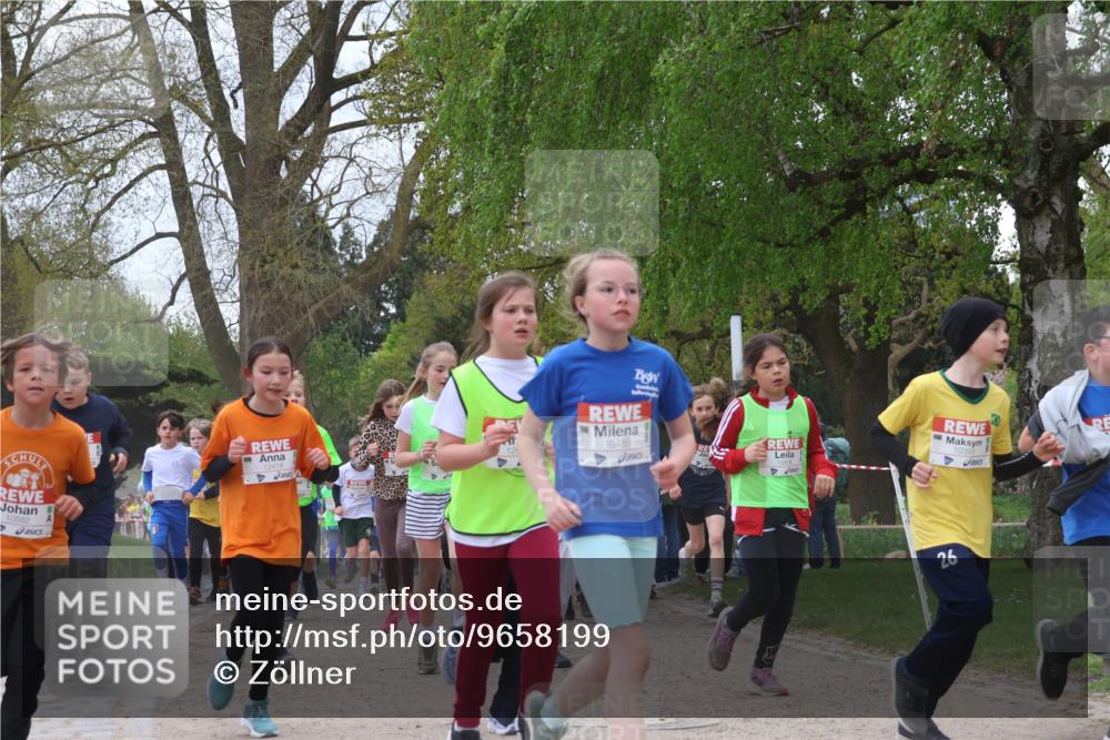 25.04.2026 - Das Zehntel Zöllner http://msf.ph/oto/9658199 25.04.2026 11:42:59 Laufen 10582, 10485, 26 meine-sportfotos.de