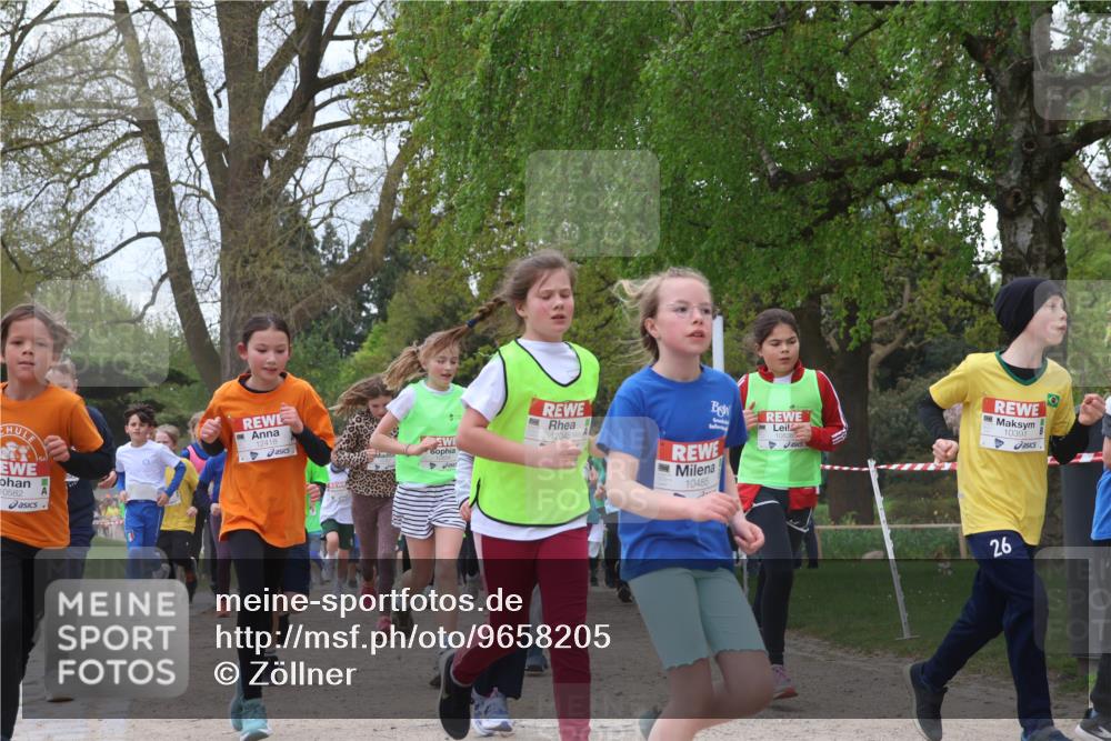 25.04.2026 - Das Zehntel Zöllner http://msf.ph/oto/9658205 25.04.2026 11:42:59 Laufen 0582, 12418, 12045, 10485, 10391, 26 meine-sportfotos.de