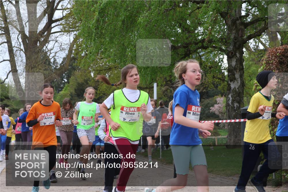 25.04.2026 - Das Zehntel Zöllner http://msf.ph/oto/9658214 25.04.2026 11:42:59 Laufen 12418, 12045, 10485, 1039, 26 meine-sportfotos.de