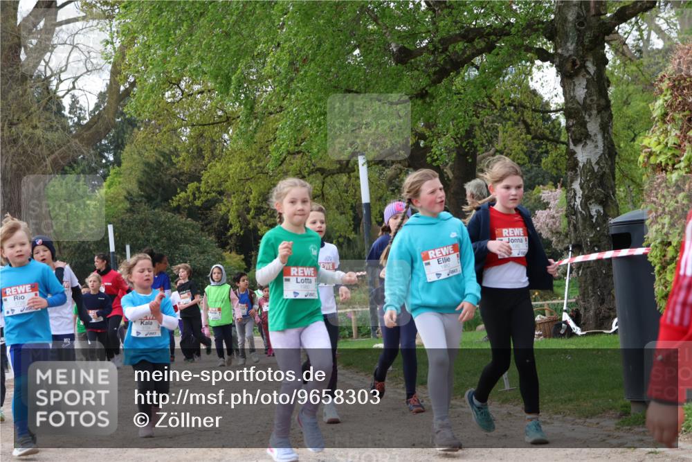 25.04.2026 - Das Zehntel Zöllner http://msf.ph/oto/9658303 25.04.2026 07:48:31 Laufen 3726, 3724, 1980, 1982 meine-sportfotos.de