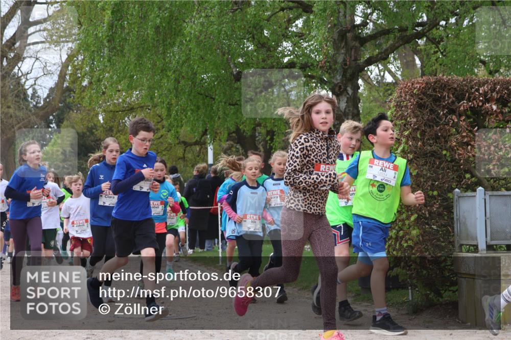 25.04.2026 - Das Zehntel Zöllner http://msf.ph/oto/9658307 25.04.2026 11:43:02 Laufen 11156, 12014, 1949 meine-sportfotos.de