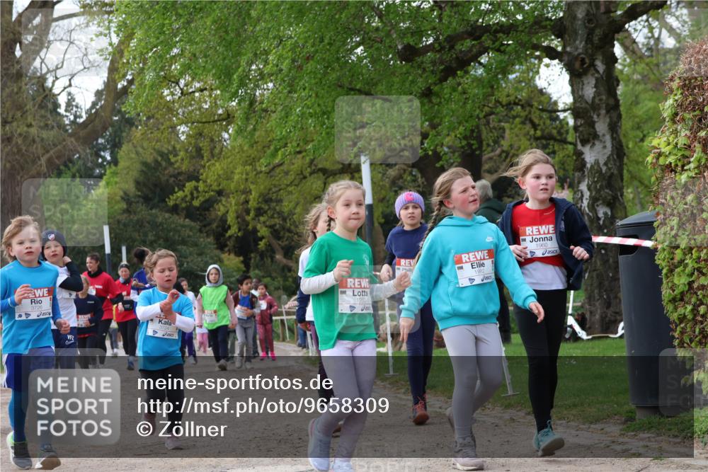 25.04.2026 - Das Zehntel Zöllner http://msf.ph/oto/9658309 25.04.2026 07:48:31 Laufen 3726, 3724, 1980, 1982, 1960 meine-sportfotos.de