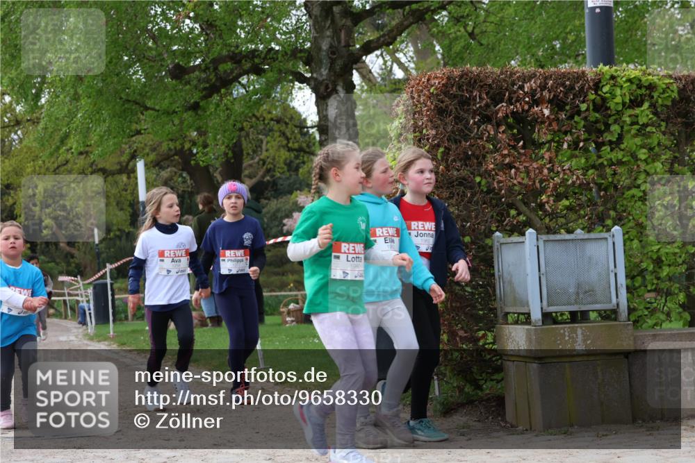 25.04.2026 - Das Zehntel Zöllner http://msf.ph/oto/9658330 25.04.2026 07:48:32 Laufen 1960, 1980 meine-sportfotos.de
