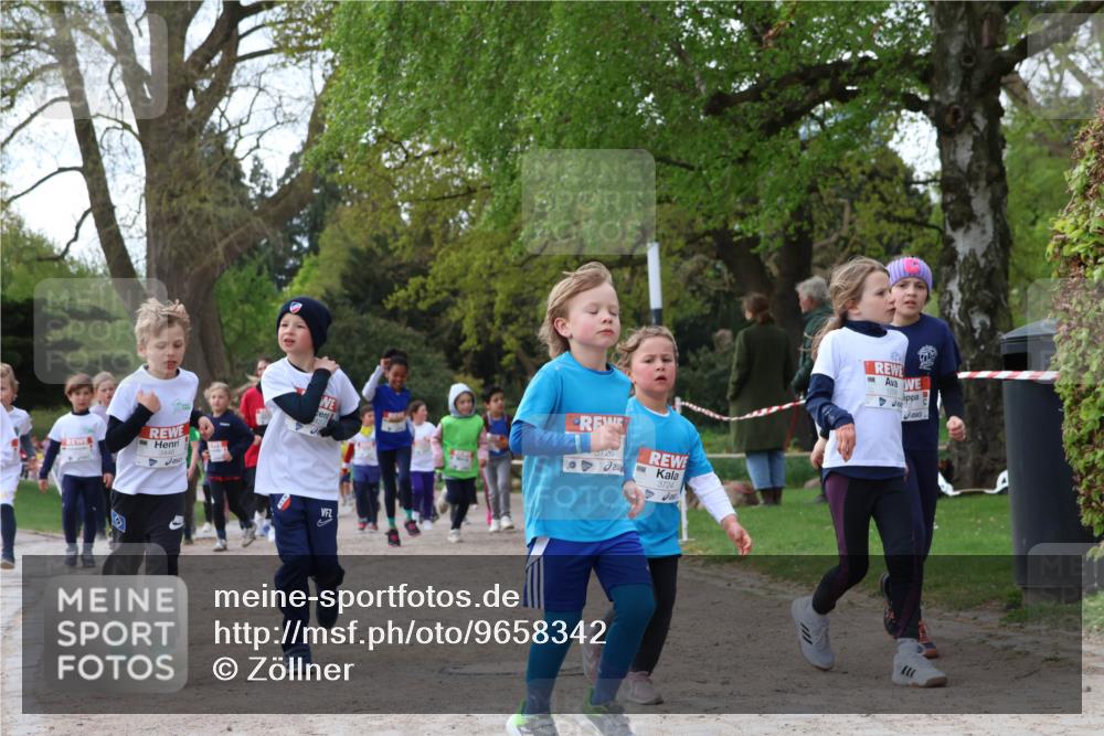 25.04.2026 - Das Zehntel Zöllner http://msf.ph/oto/9658342 25.04.2026 07:48:33 Laufen 5726, 3724, 1200 meine-sportfotos.de