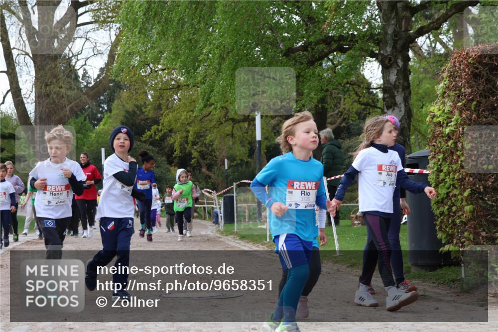 25.04.2026 - Das Zehntel Zöllner http://msf.ph/oto/9658351 25.04.2026 07:48:33 Laufen 3446, 3726, 5 meine-sportfotos.de