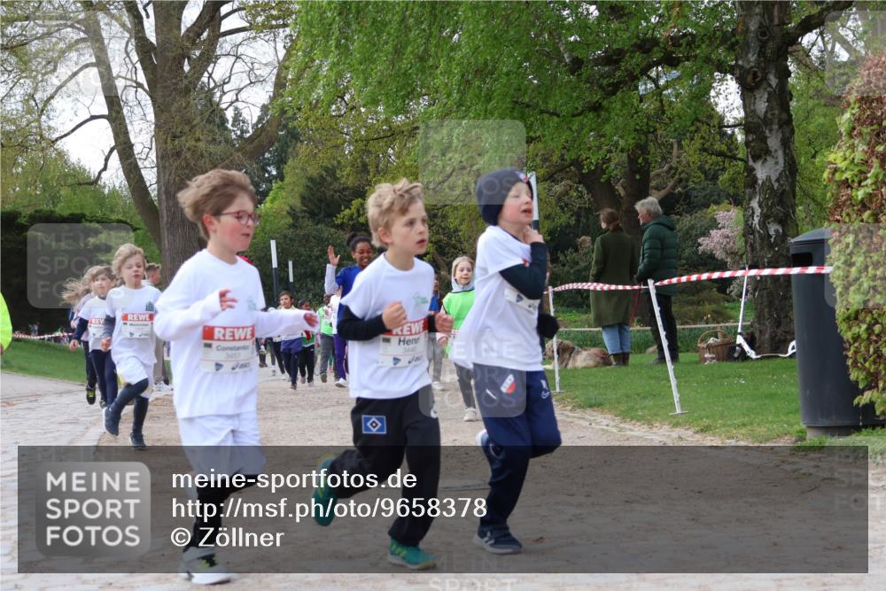 25.04.2026 - Das Zehntel Zöllner http://msf.ph/oto/9658378 25.04.2026 07:48:34 Laufen 3451, 3446 meine-sportfotos.de