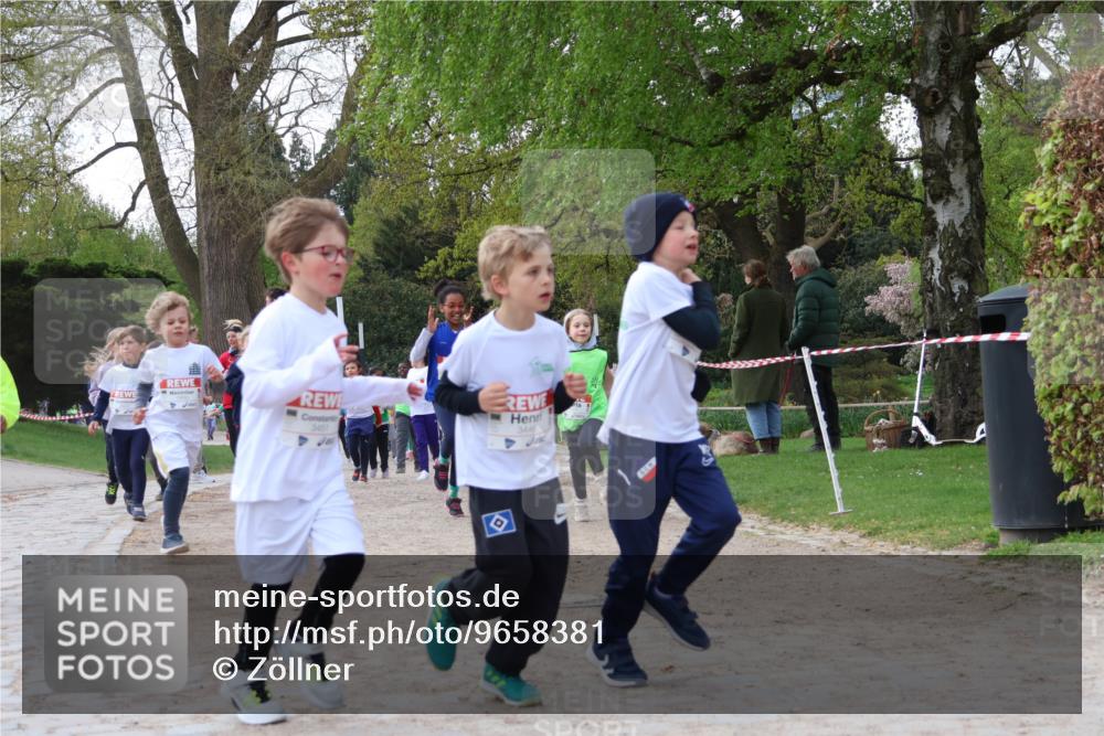 25.04.2026 - Das Zehntel Zöllner http://msf.ph/oto/9658381 25.04.2026 07:48:34 Laufen 3451, 3446, 256 meine-sportfotos.de