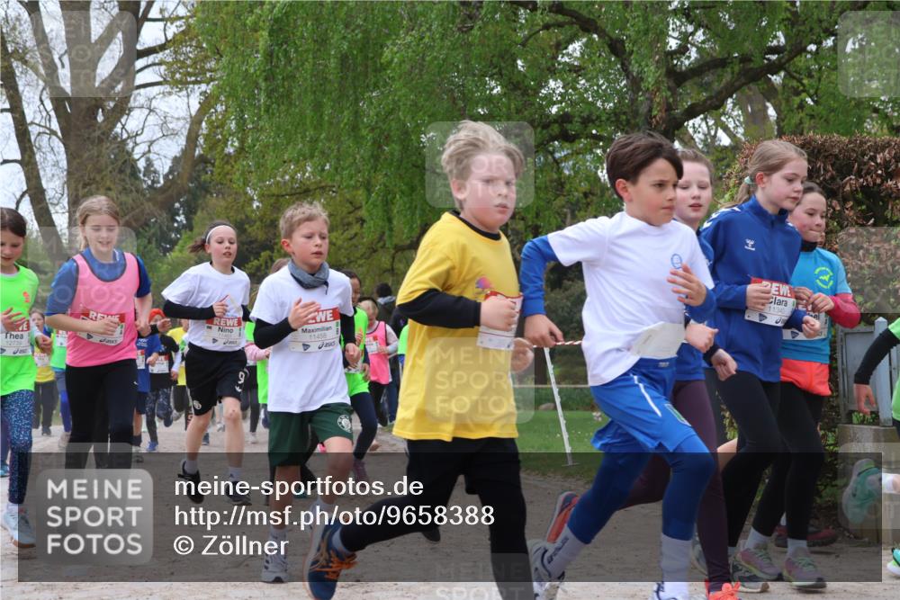 25.04.2026 - Das Zehntel Zöllner http://msf.ph/oto/9658388 25.04.2026 11:43:04 Laufen 12739, 11458, 11340 meine-sportfotos.de
