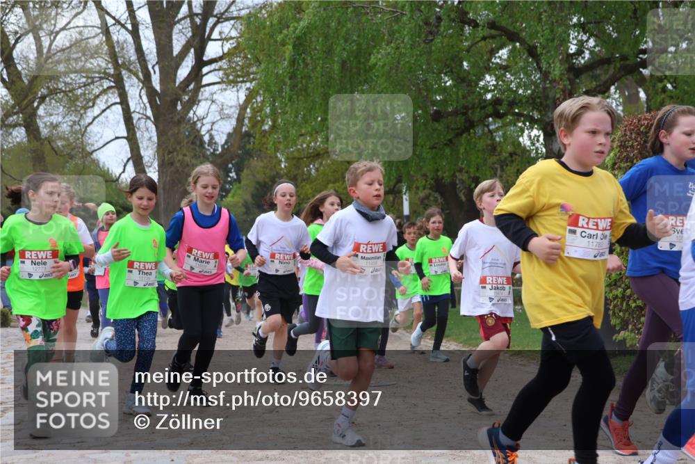 25.04.2026 - Das Zehntel Zöllner http://msf.ph/oto/9658397 25.04.2026 11:43:04 Laufen 12773, 12739, 11458, 11, 11474, 11783, 105 meine-sportfotos.de