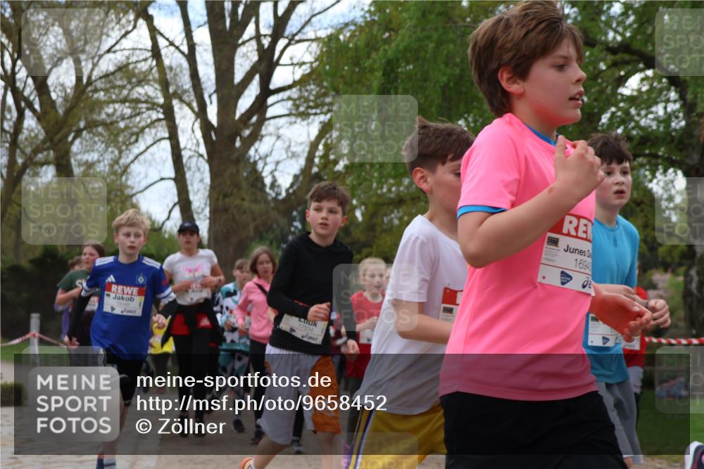 25.04.2026 - Das Zehntel Zöllner http://msf.ph/oto/9658452 25.04.2026 13:45:42 Laufen 10048, 17534, 1694 meine-sportfotos.de