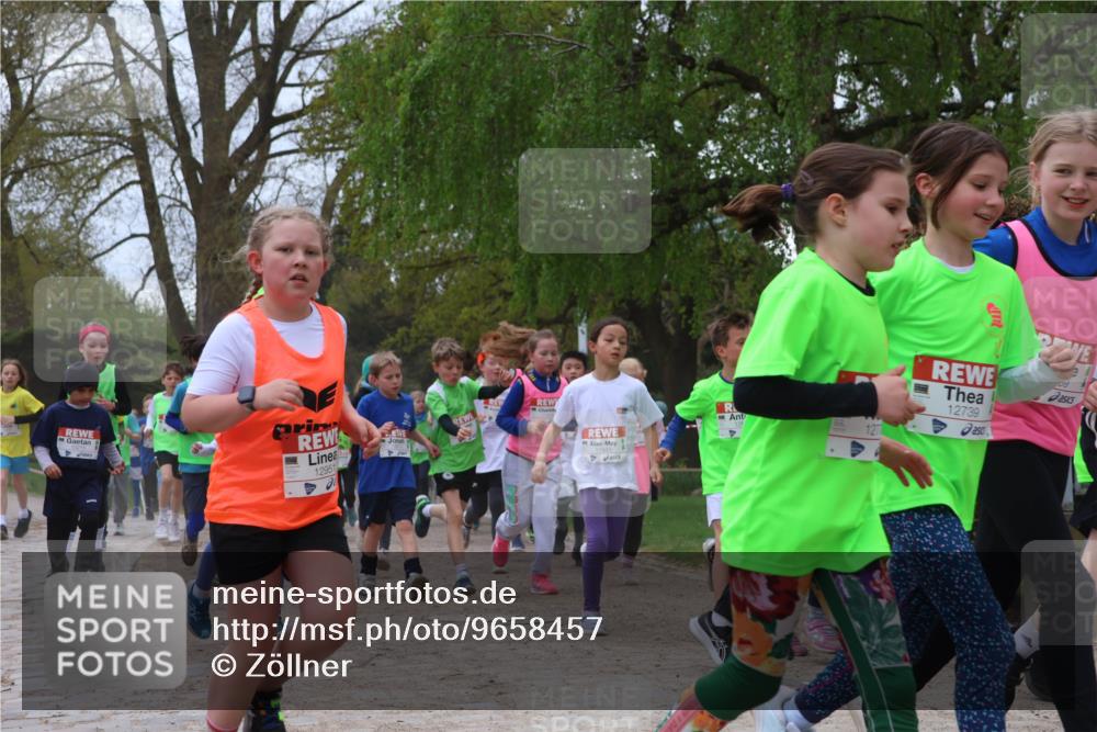 25.04.2026 - Das Zehntel Zöllner http://msf.ph/oto/9658457 25.04.2026 11:43:06 Laufen 12951, 4, 11943, 127, 12739 meine-sportfotos.de