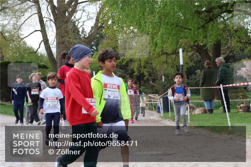 25.04.2026 - Das Zehntel Zöllner http://msf.ph/oto/9658471 25.04.2026 07:48:38 Laufen 3437, 2530 meine-sportfotos.de