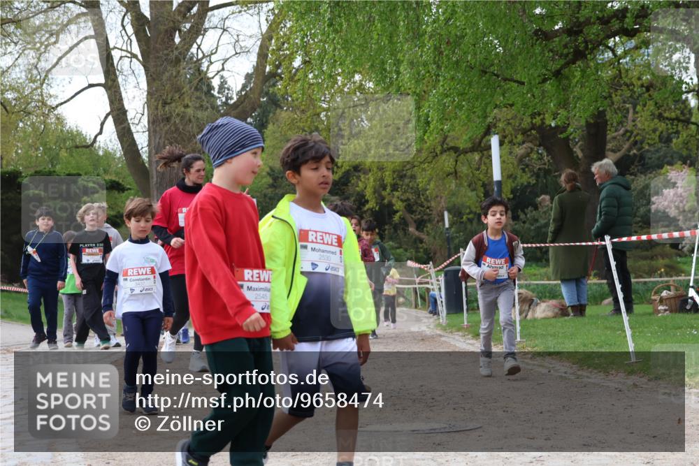 25.04.2026 - Das Zehntel Zöllner http://msf.ph/oto/9658474 25.04.2026 07:48:38 Laufen 230, 3437, 2545, 2530 meine-sportfotos.de