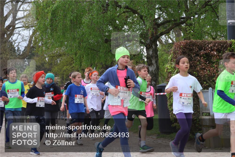 25.04.2026 - Das Zehntel Zöllner http://msf.ph/oto/9658493 25.04.2026 11:43:07 Laufen 11727, 10101, 11943 meine-sportfotos.de
