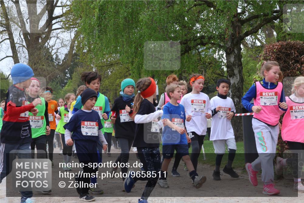 25.04.2026 - Das Zehntel Zöllner http://msf.ph/oto/9658511 25.04.2026 11:43:07 Laufen 10855, 10215, 11456, 8, 1145, 1173, 104733, 11628, 11609 meine-sportfotos.de