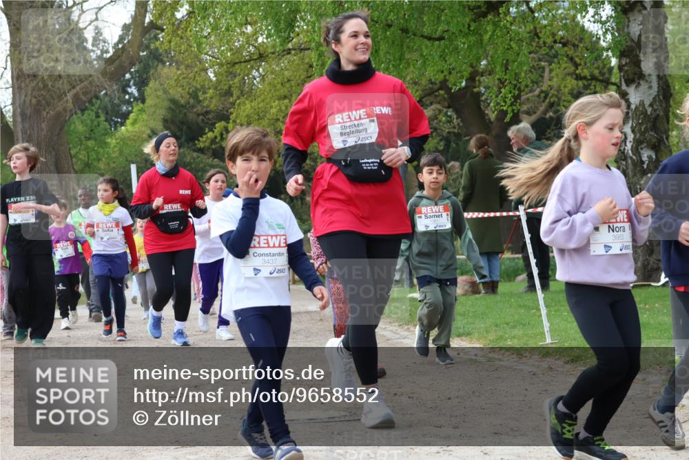 25.04.2026 - Das Zehntel Zöllner http://msf.ph/oto/9658552 25.04.2026 07:48:41 Laufen 230, 3437, 3953 meine-sportfotos.de