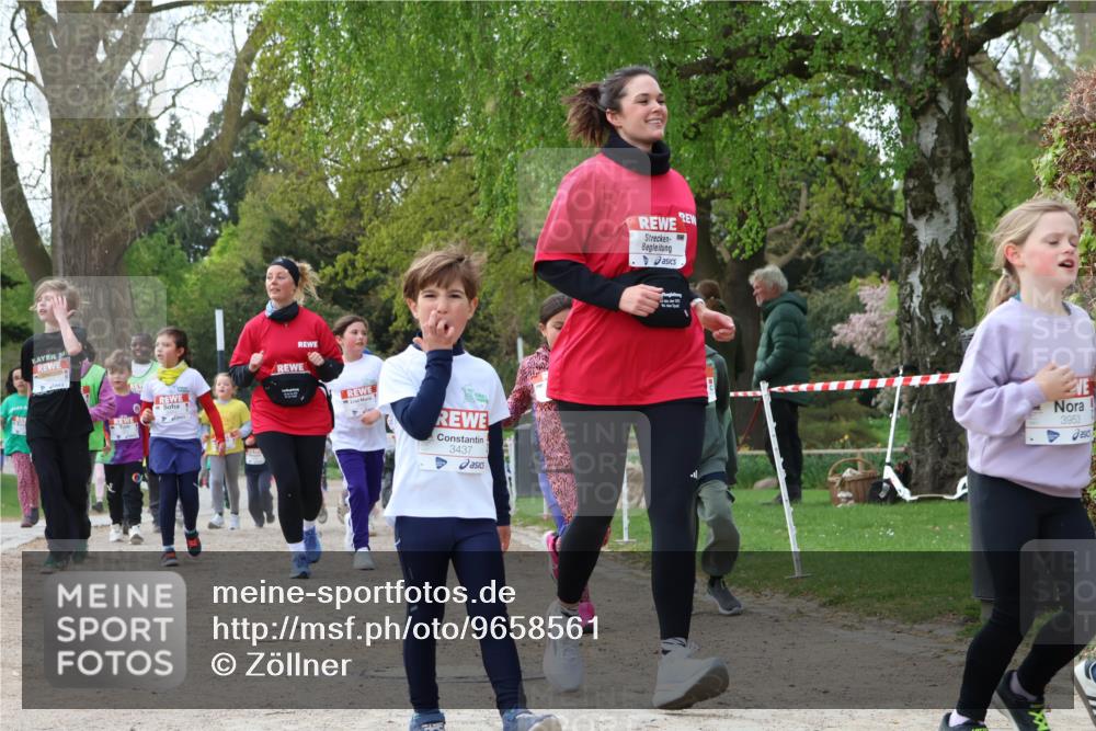 25.04.2026 - Das Zehntel Zöllner http://msf.ph/oto/9658561 25.04.2026 07:48:41 Laufen 250, 3437, 3953 meine-sportfotos.de
