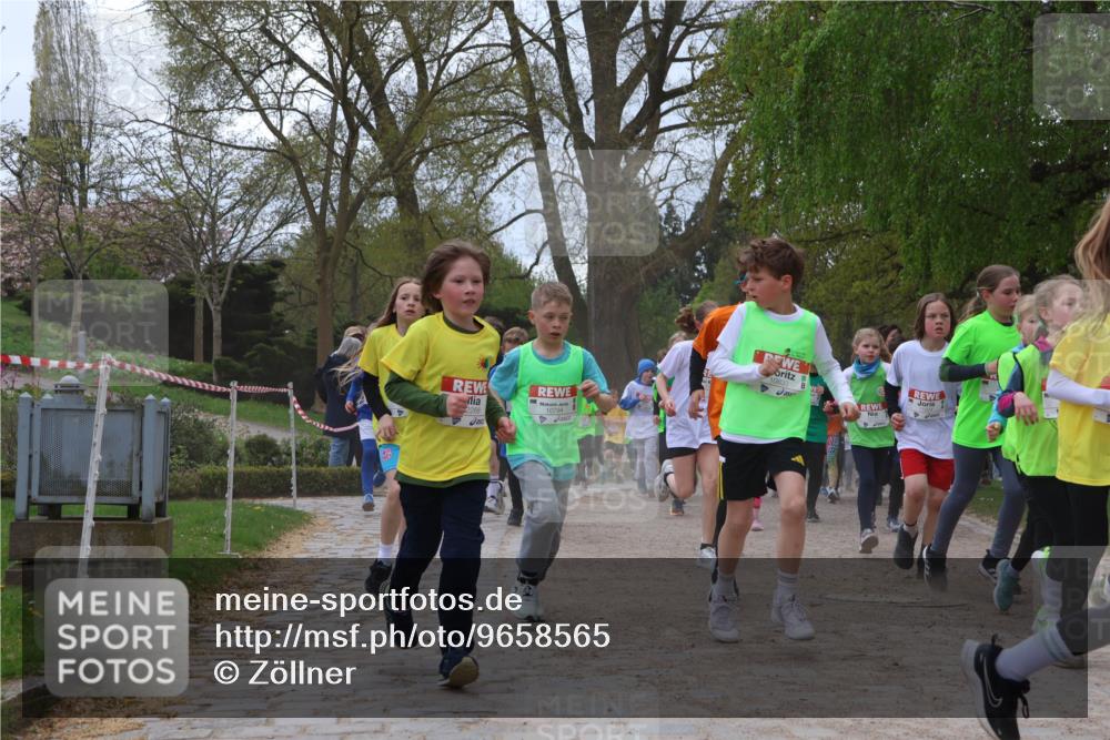 25.04.2026 - Das Zehntel Zöllner http://msf.ph/oto/9658565 25.04.2026 11:43:09 Laufen 2268, 10794 meine-sportfotos.de