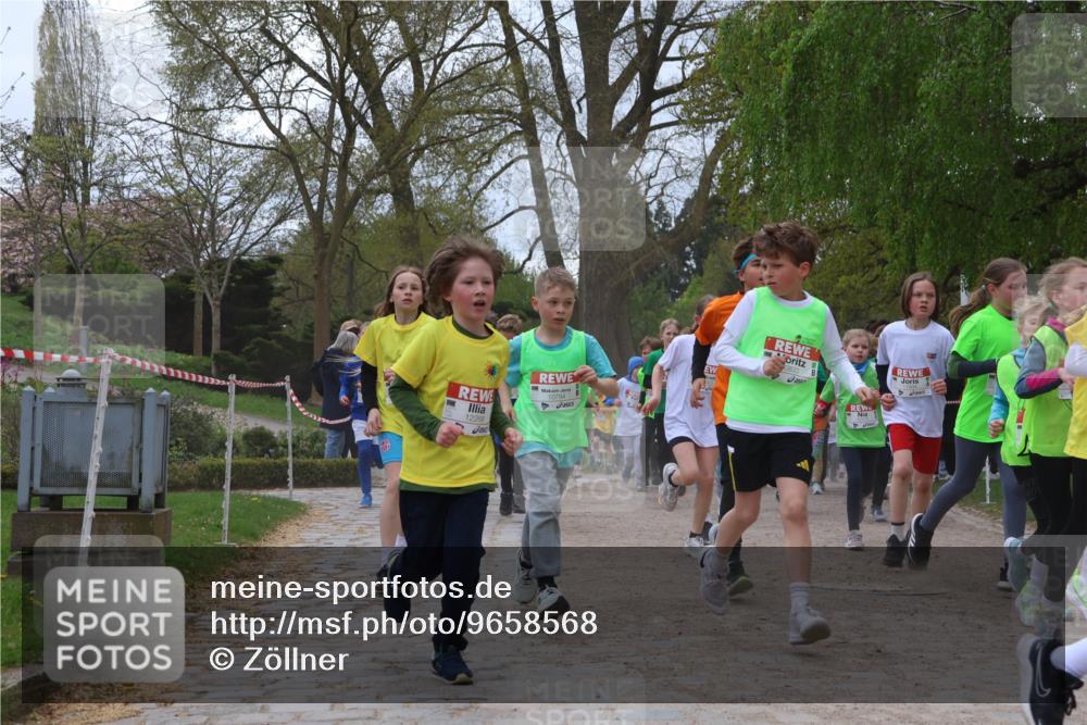 25.04.2026 - Das Zehntel Zöllner http://msf.ph/oto/9658568 25.04.2026 11:43:09 Laufen 12268, 10794 meine-sportfotos.de