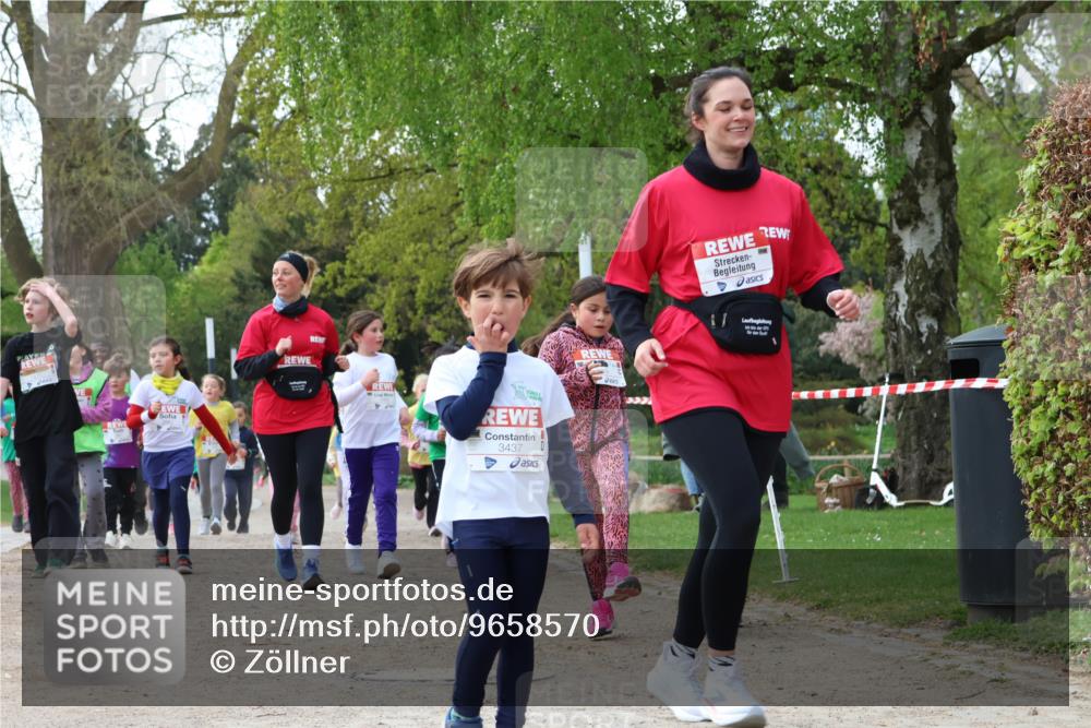 25.04.2026 - Das Zehntel Zöllner http://msf.ph/oto/9658570 25.04.2026 07:48:41 Laufen 3437 meine-sportfotos.de