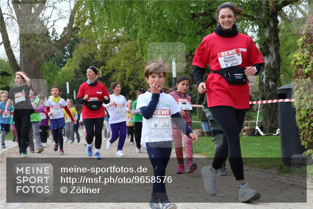 25.04.2026 - Das Zehntel Zöllner http://msf.ph/oto/9658576 25.04.2026 07:48:41 Laufen 3437, 77222 meine-sportfotos.de
