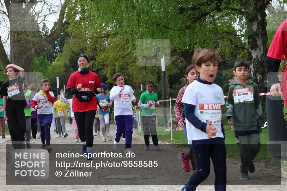 25.04.2026 - Das Zehntel Zöllner http://msf.ph/oto/9658585 25.04.2026 07:48:42 Laufen 1427, 0, 3437, 1061 meine-sportfotos.de
