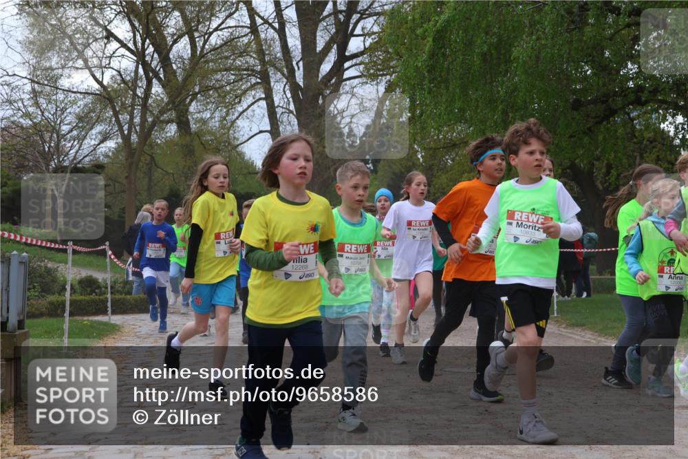 25.04.2026 - Das Zehntel Zöllner http://msf.ph/oto/9658586 25.04.2026 11:43:09 Laufen 12268, 10794, 10833, 12009 meine-sportfotos.de