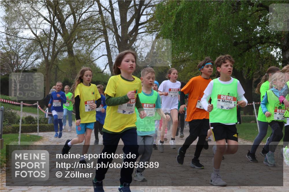 25.04.2026 - Das Zehntel Zöllner http://msf.ph/oto/9658589 25.04.2026 11:43:09 Laufen 12268, 10794, 10833 meine-sportfotos.de