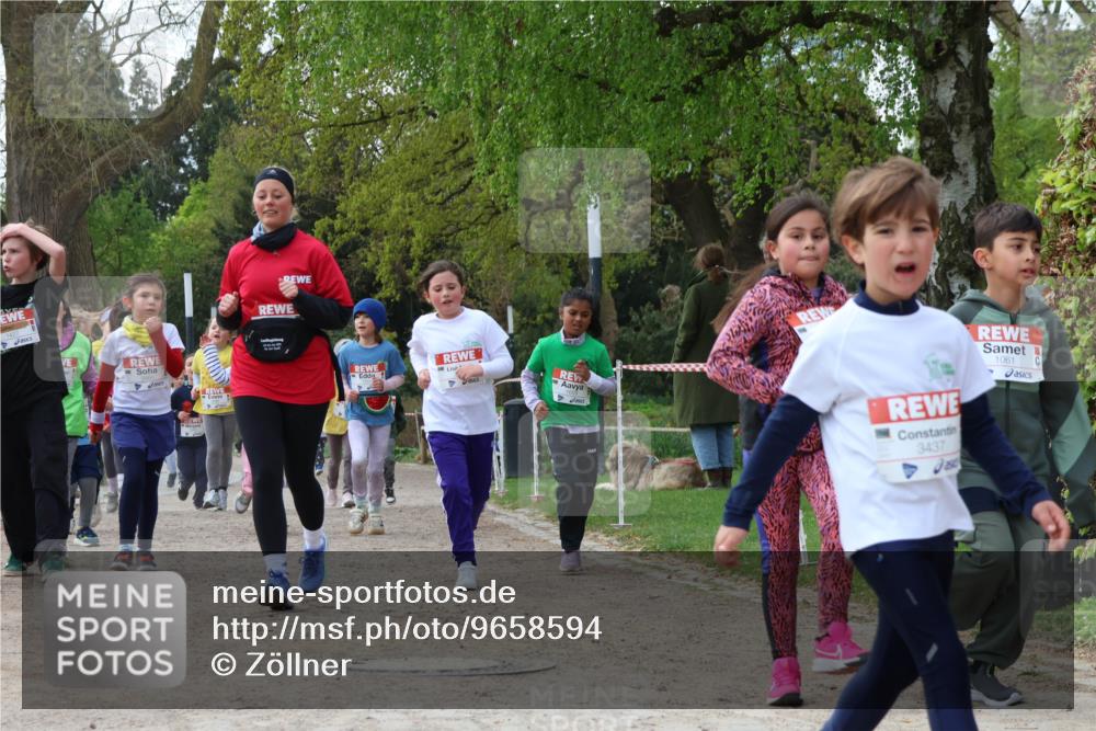 25.04.2026 - Das Zehntel Zöllner http://msf.ph/oto/9658594 25.04.2026 07:48:42 Laufen 3437, 1061 meine-sportfotos.de