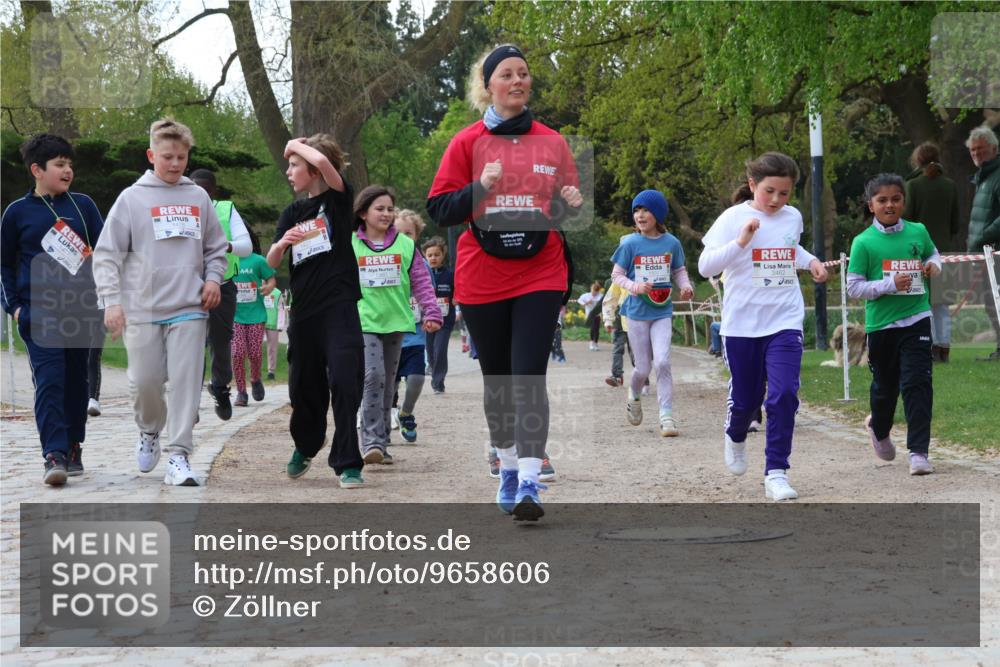 25.04.2026 - Das Zehntel Zöllner http://msf.ph/oto/9658606 25.04.2026 07:48:44 Laufen  meine-sportfotos.de