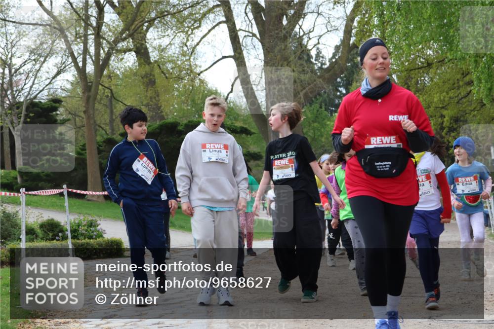 25.04.2026 - Das Zehntel Zöllner http://msf.ph/oto/9658627 25.04.2026 07:48:45 Laufen 230, 80 meine-sportfotos.de