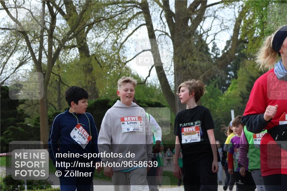 25.04.2026 - Das Zehntel Zöllner http://msf.ph/oto/9658639 25.04.2026 07:48:45 Laufen 1476, 250, 1427 meine-sportfotos.de
