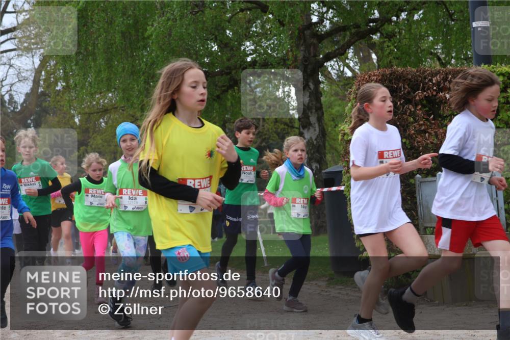 25.04.2026 - Das Zehntel Zöllner http://msf.ph/oto/9658640 25.04.2026 11:43:11 Laufen 54, 35, 10790, 12178 meine-sportfotos.de