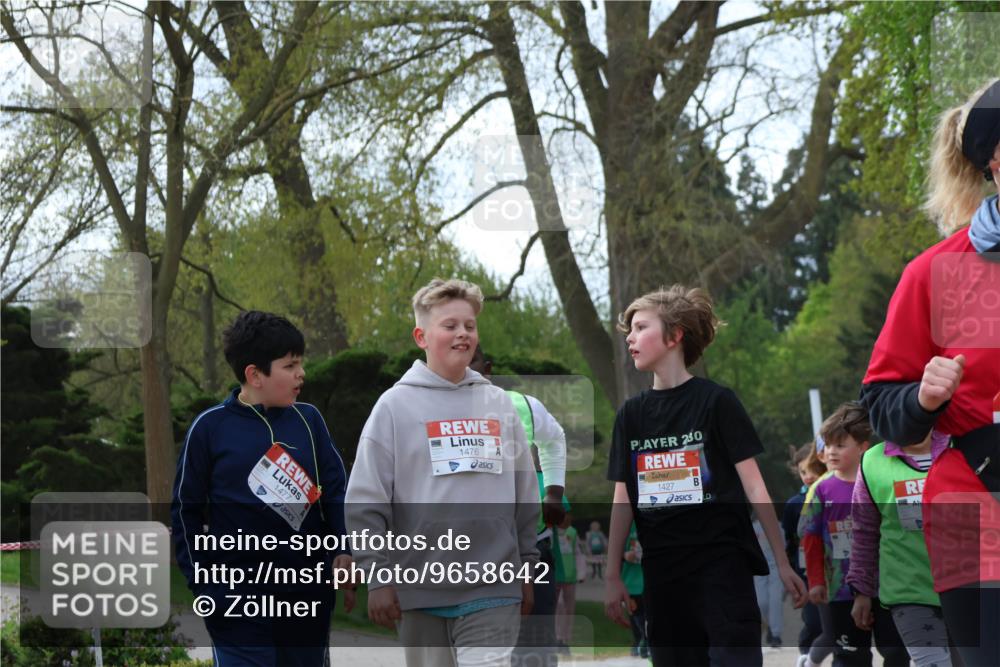 25.04.2026 - Das Zehntel Zöllner http://msf.ph/oto/9658642 25.04.2026 07:48:45 Laufen 1477, 1476, 4, 230, 1427 meine-sportfotos.de
