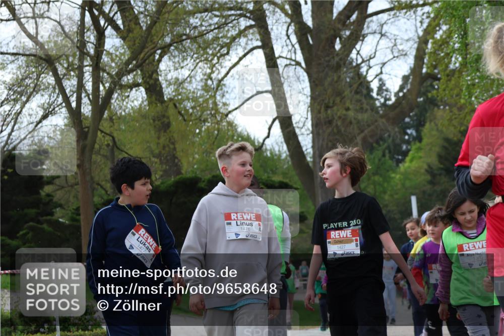 25.04.2026 - Das Zehntel Zöllner http://msf.ph/oto/9658648 25.04.2026 07:48:45 Laufen 1477, 1476, 230, 1427, 1360 meine-sportfotos.de