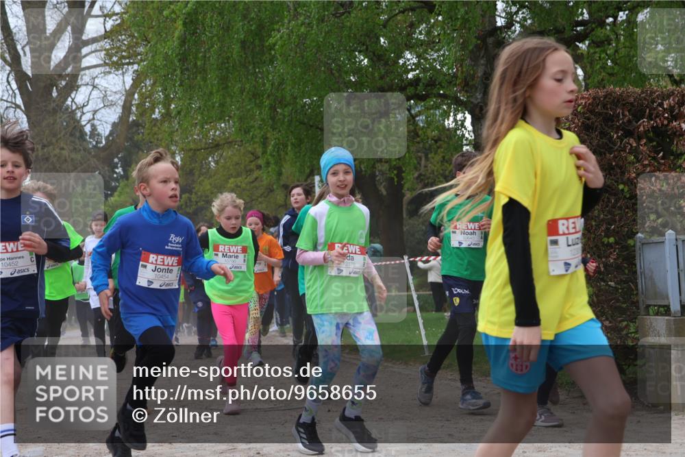 25.04.2026 - Das Zehntel Zöllner http://msf.ph/oto/9658655 25.04.2026 11:43:11 Laufen 10790, 10452, 10454, 10640, 12178 meine-sportfotos.de