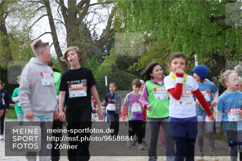 25.04.2026 - Das Zehntel Zöllner http://msf.ph/oto/9658684 25.04.2026 07:48:47 Laufen 230 meine-sportfotos.de
