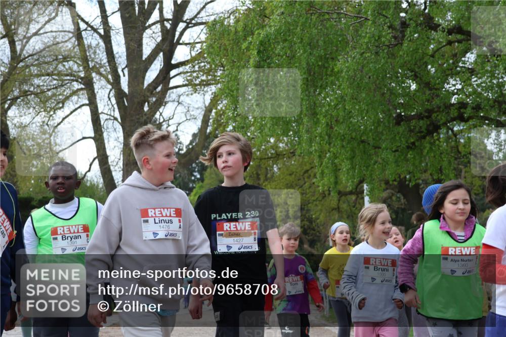 25.04.2026 - Das Zehntel Zöllner http://msf.ph/oto/9658708 25.04.2026 07:48:48 Laufen 1391, 1476, 230, 1427, 1500, 1360 meine-sportfotos.de