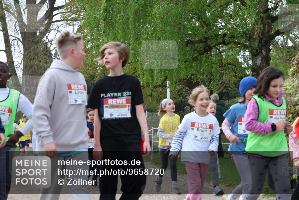 25.04.2026 - Das Zehntel Zöllner http://msf.ph/oto/9658720 25.04.2026 07:48:48 Laufen 141, 230, 1427, 1500 meine-sportfotos.de