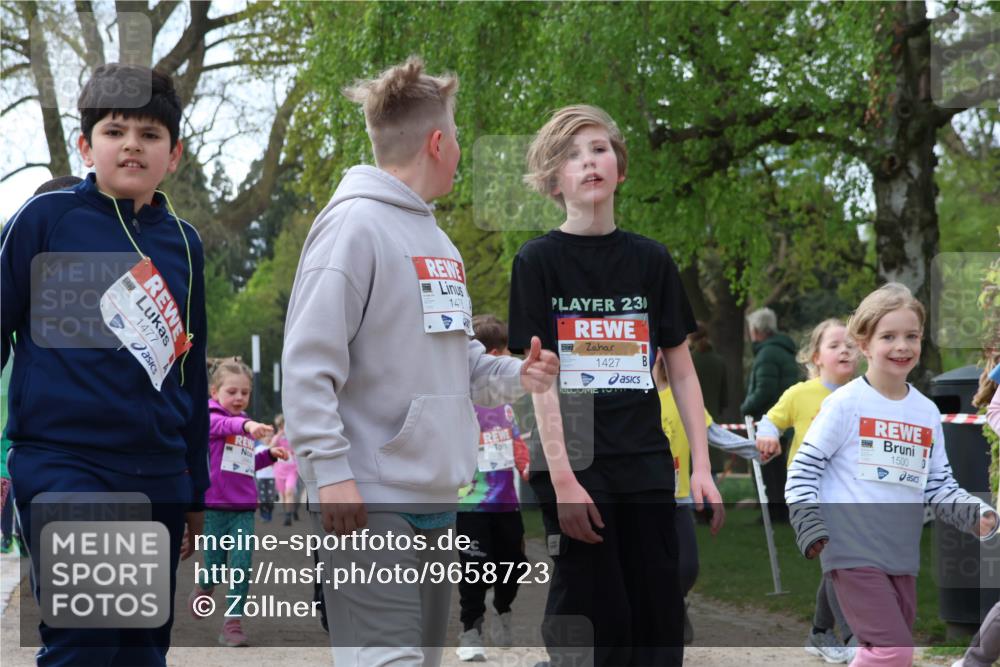 25.04.2026 - Das Zehntel Zöllner http://msf.ph/oto/9658723 25.04.2026 07:48:49 Laufen 1477, 147, 230, 1427, 1500 meine-sportfotos.de