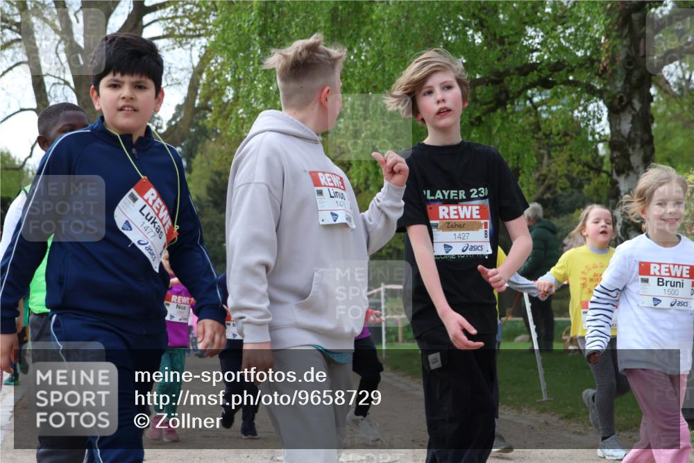 25.04.2026 - Das Zehntel Zöllner http://msf.ph/oto/9658729 25.04.2026 07:48:49 Laufen 1477, 14, 230, 1427, 1500 meine-sportfotos.de
