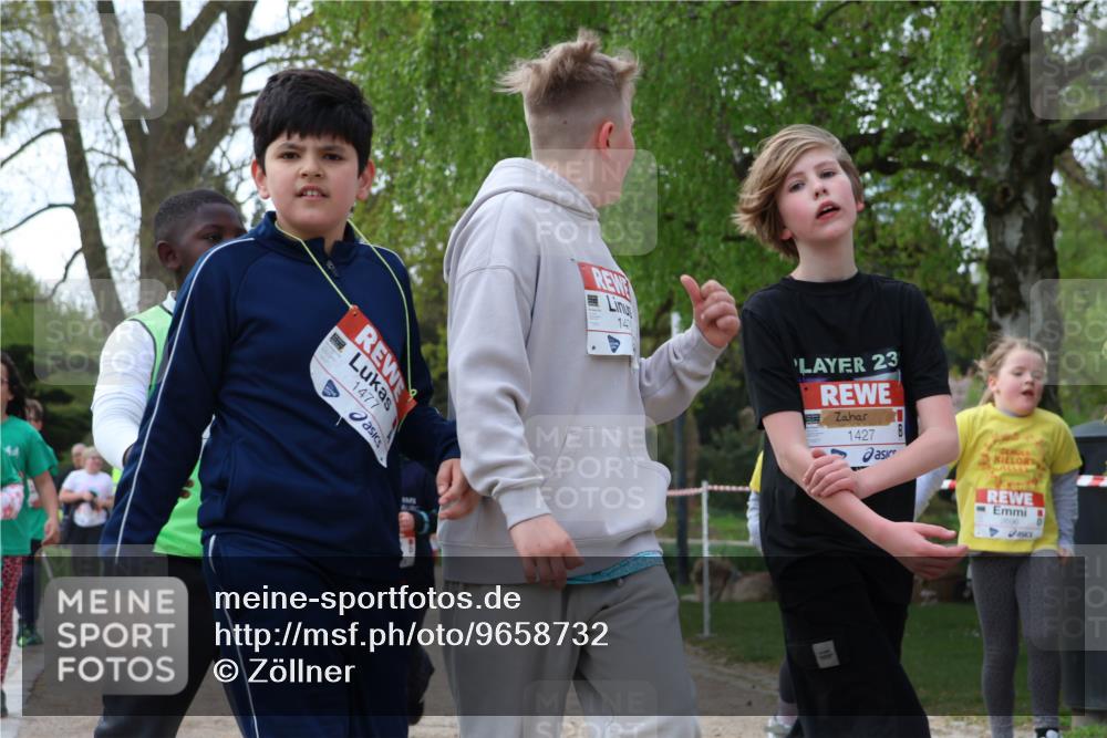25.04.2026 - Das Zehntel Zöllner http://msf.ph/oto/9658732 25.04.2026 07:48:49 Laufen 1477, 141, 23, 1427 meine-sportfotos.de