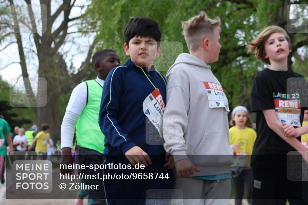 25.04.2026 - Das Zehntel Zöllner http://msf.ph/oto/9658744 25.04.2026 07:48:50 Laufen 1477, 14, 23, 1427, 2500 meine-sportfotos.de