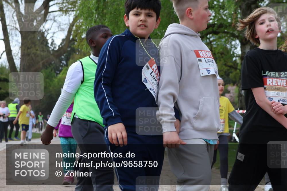 25.04.2026 - Das Zehntel Zöllner http://msf.ph/oto/9658750 25.04.2026 07:48:50 Laufen 1477, 0, 4, 1478, 23, 1427 meine-sportfotos.de