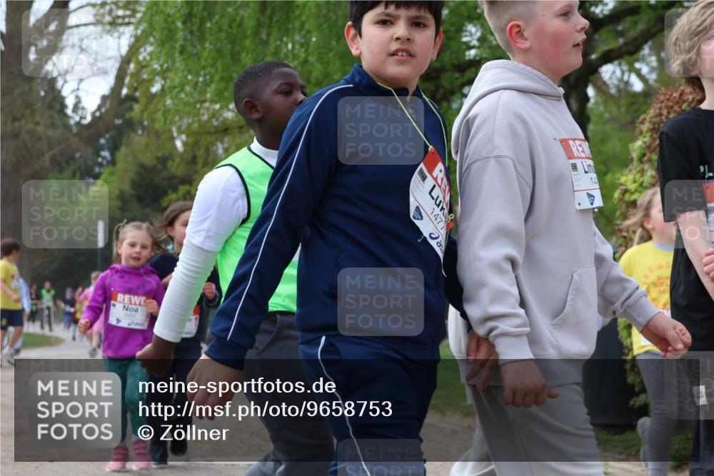 25.04.2026 - Das Zehntel Zöllner http://msf.ph/oto/9658753 25.04.2026 07:48:50 Laufen 1477 meine-sportfotos.de